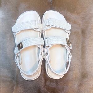 Women’s White Sandals